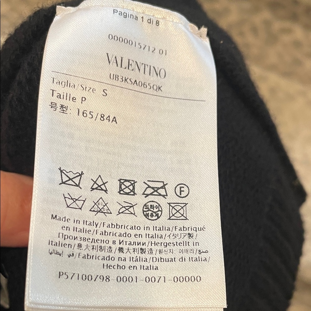 Valentino Black Knit cardigan/feather cape - Picture 10 of 10